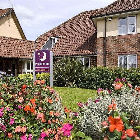Premier Inn Bristol East Emersons Green Coalpit Heath ภายนอก รูปภาพ