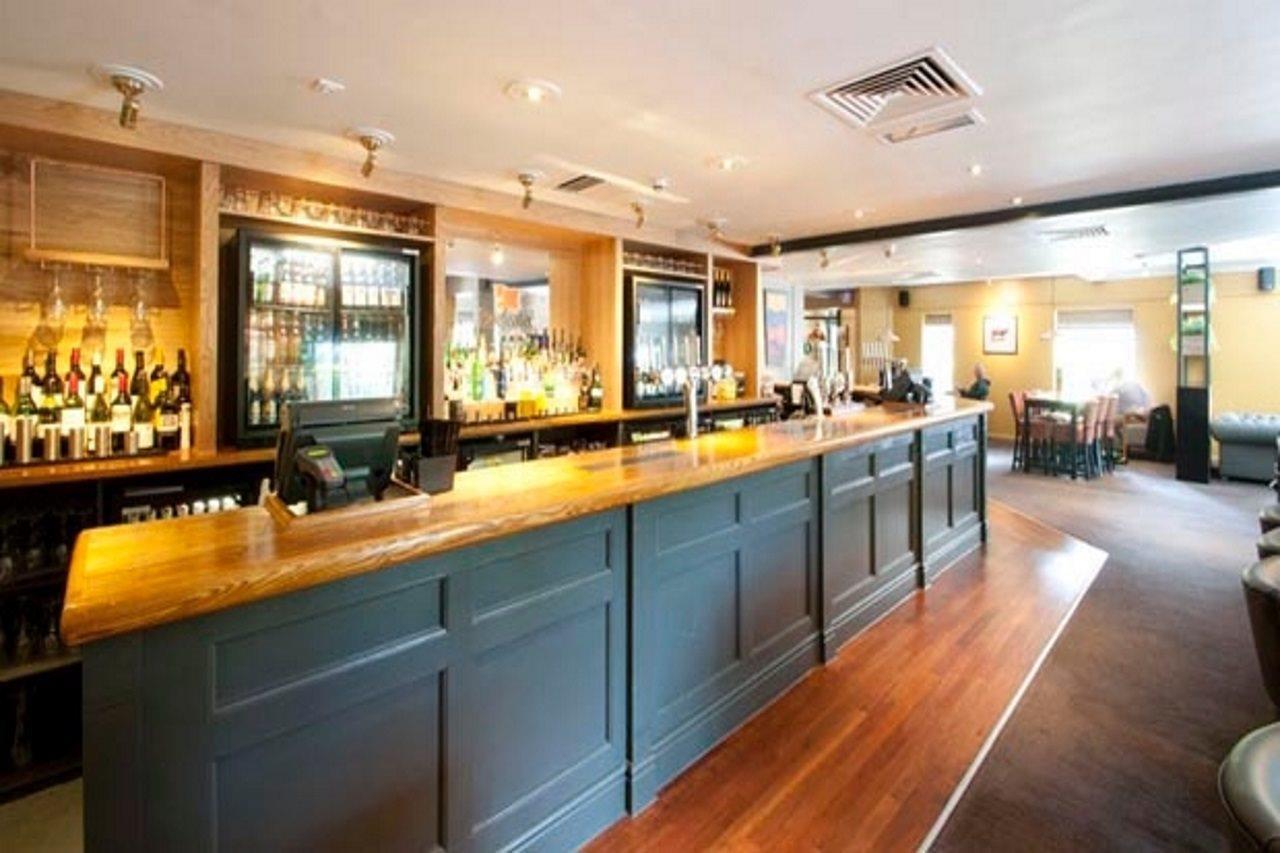 Premier Inn Bristol East Emersons Green Coalpit Heath ภายนอก รูปภาพ