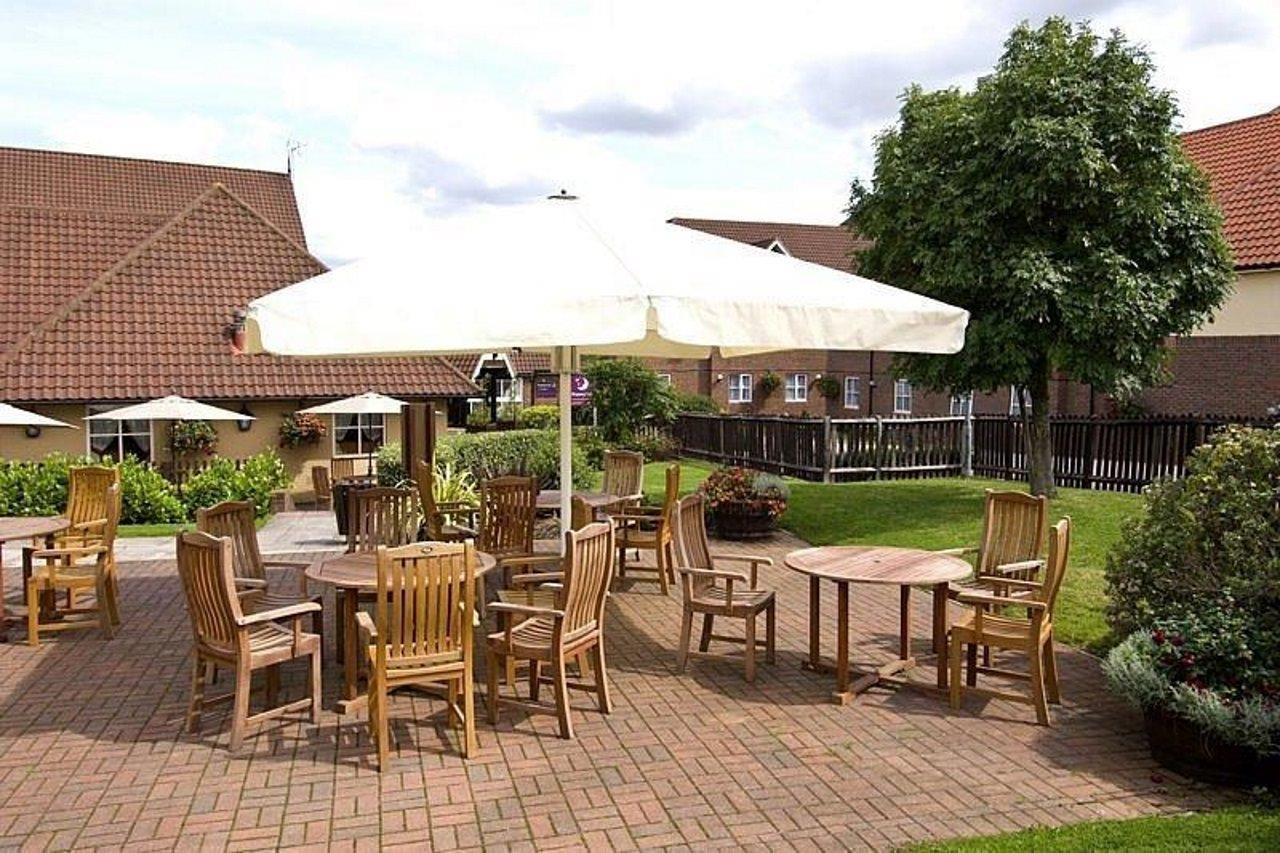 Premier Inn Bristol East Emersons Green Coalpit Heath ภายนอก รูปภาพ